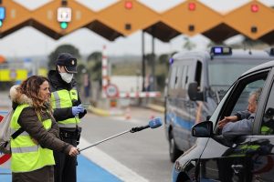 Spain’s virus cases surpass 10,000