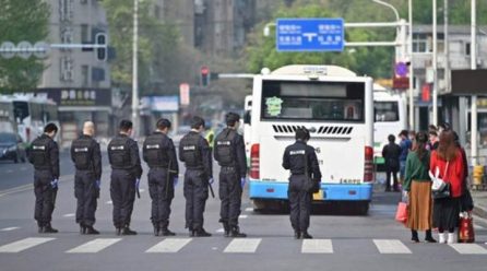 China mourns Covid-19 victims with 3-minute silence