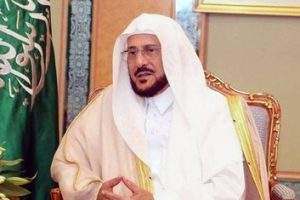 Saudi to suspend Taraweeh prayers in mosques over virus