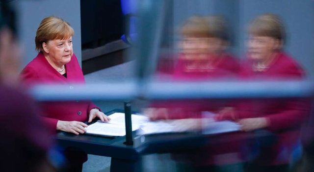 Merkel urges Germans to show resilience for corona battle