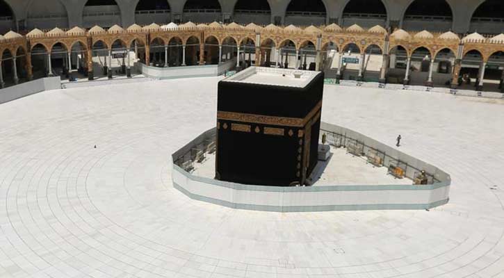 Coronavirus: Saudi tells Muslims to wait on Hajj plans