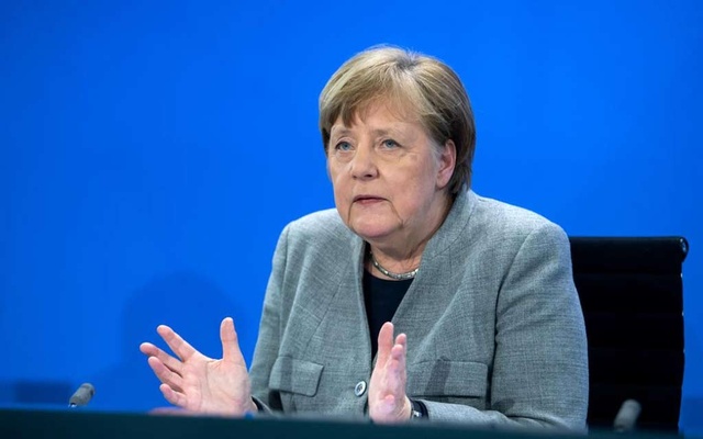 Merkel scorns ‘discussion orgies’ as German shops reopen