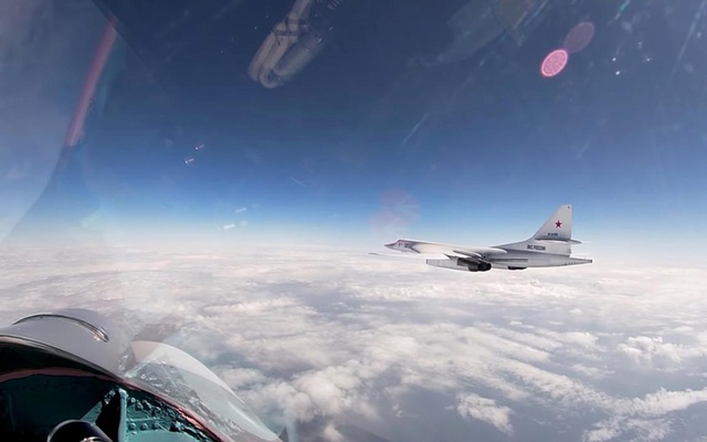 Russia flies nuclear-capable bombers