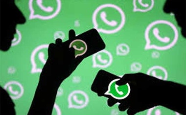 WhatsApp limits message forwarding