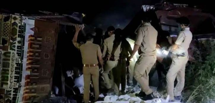 24 migrants labourers killed as trucks collide in India