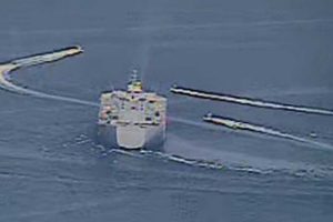 19 die in Iran naval accident
