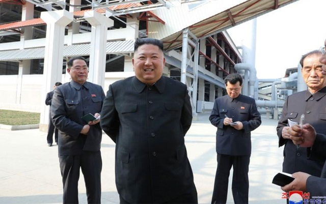 Kim lashes out at S Korean military drills, greets China