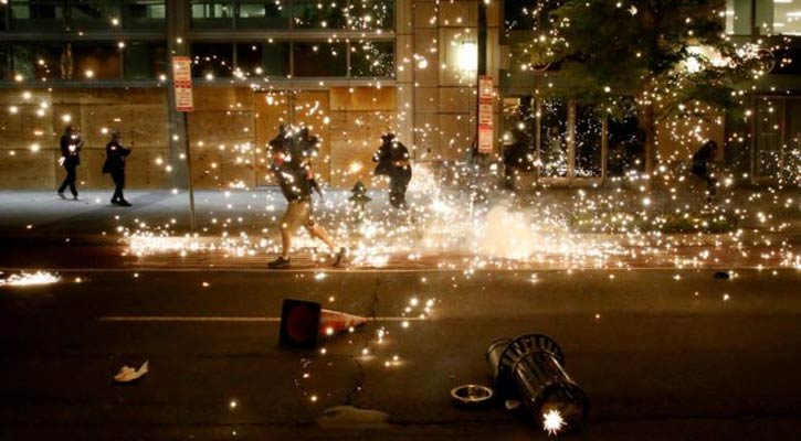 George Floyd death: Violence erupts on sixth day of protests in US