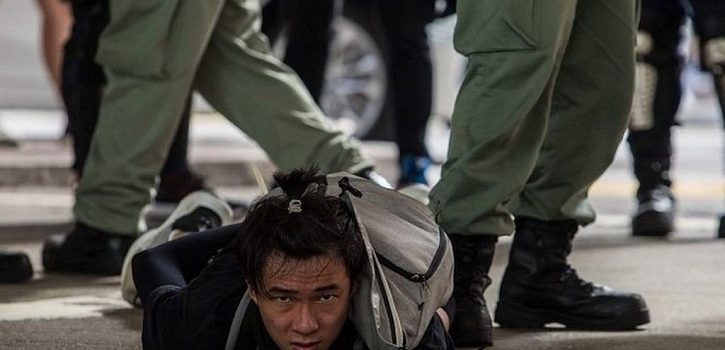 Hong Kong protest: UK makes citizenship offer to residents