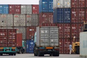 Japan’s sinking exports raise risks of prolonged economic downturn