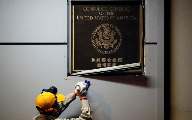 US consulate in Chengdu shuts after China orders closure