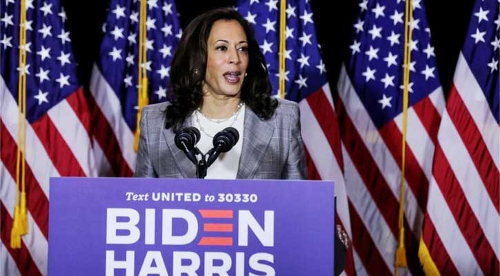 Trump stokes ‘birther’ theory about Kamala Harris