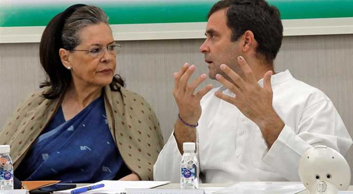 Congress leader Sonia Gandhi offers to resign amid turmoil