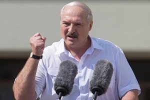 Lukashenko is ready to share power in Belarus