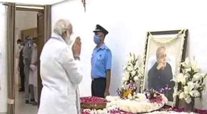 Modi pays last respects to Pranab Mukherjee