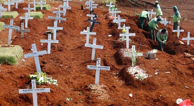 Global coronavirus deaths rise above ‘mind-numbing’ million