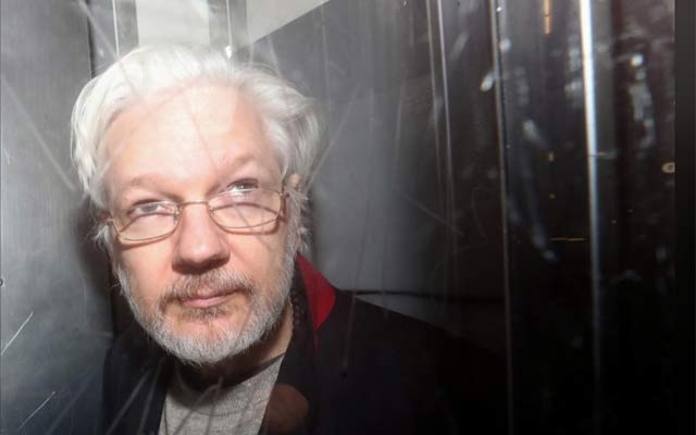 UK extradition hearing for Assange postponed