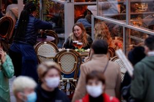 Europe’s virus deaths top 250,000