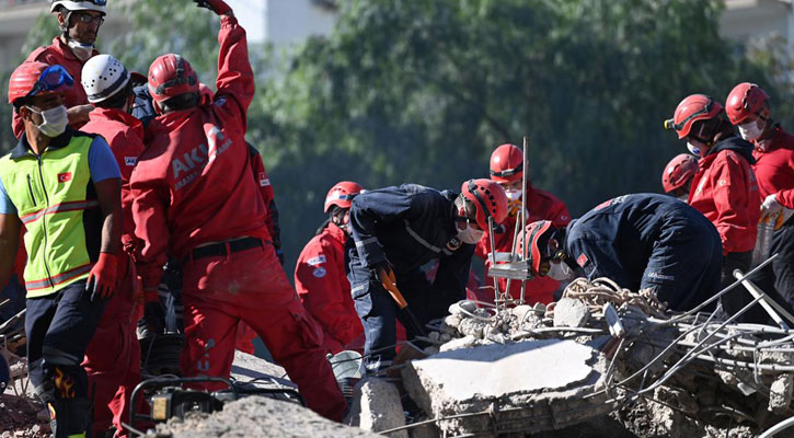 Greece-Turkey earthquake: Death toll rises to 81, rescue continues