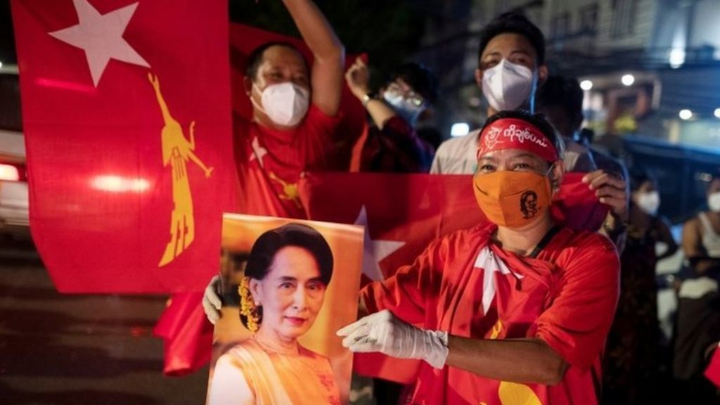 Suu Kyi’s party claims to have won majority in Myanmar polls