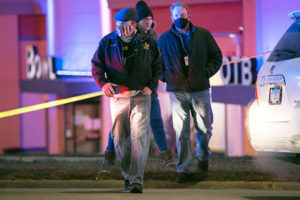 Three killed in Illinois bowling alley shooting