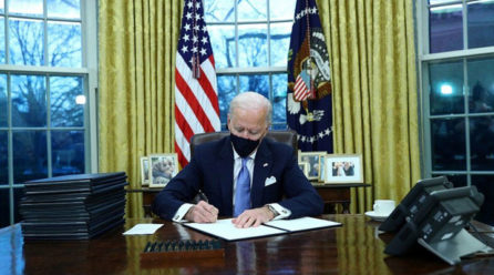 Biden sets to work on reversing Trump policies