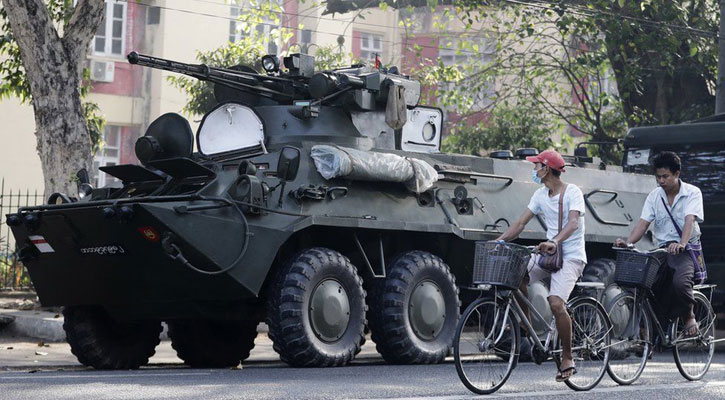 Myanmar coup: Troops on the streets as fears of crackdown mount