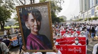 Suu Kyi appears in Myanmar court to face fresh charges