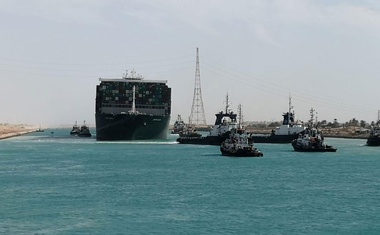 Suez Canal traffic resumes