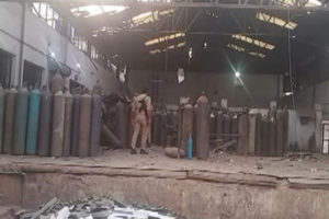 1 killed, 2 injured in oxygen cylinder blast in India’s Uttar Pradesh