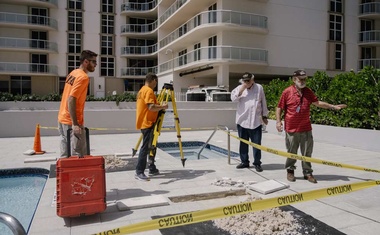 Investigating a building collapse