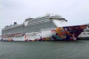Nearly 3,000 confined to cabins on Singapore cruise
