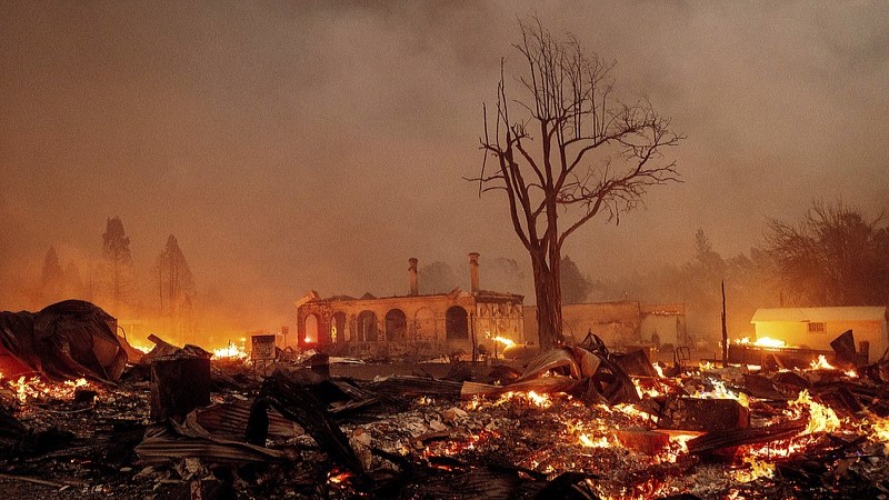 Nearly 900 buildings destroyed by massive California fire