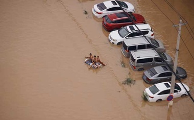 Death toll from floods in China’s Henan rises to 302