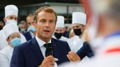 Macron hit with egg during restaurant fair visit