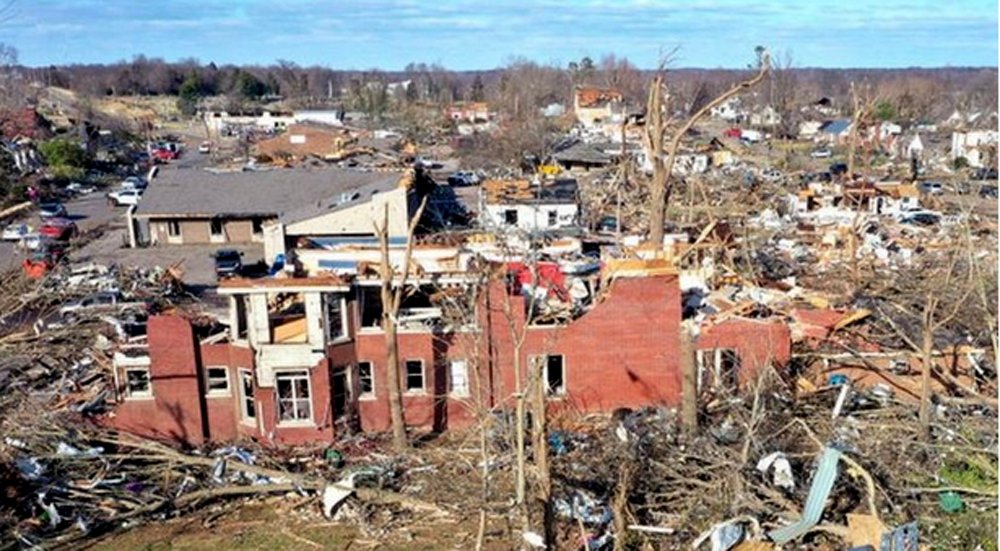 Powerful tornadoes kill more than 80 in six US states