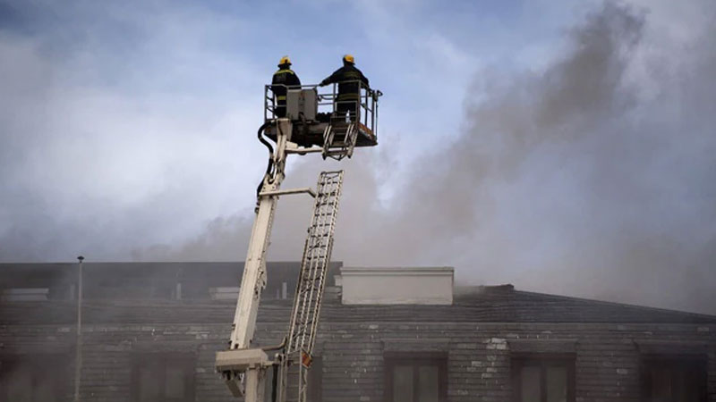 South African national assembly entirely destroyed by fire