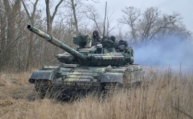 Ukraine says Russia  is violating ceasefire