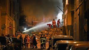 Two buildings collapse in France, 5 injured