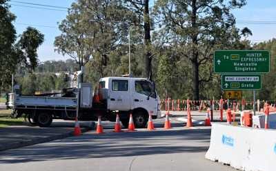 10 dead in Australia wedding bus crash