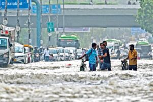 Delhi river reaches record high in monsoon floods