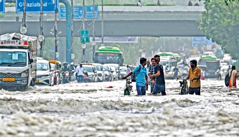 Delhi river reaches record high in monsoon floods