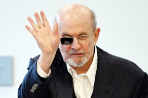 Rushdie urges end to fighting between Israel, Hamas