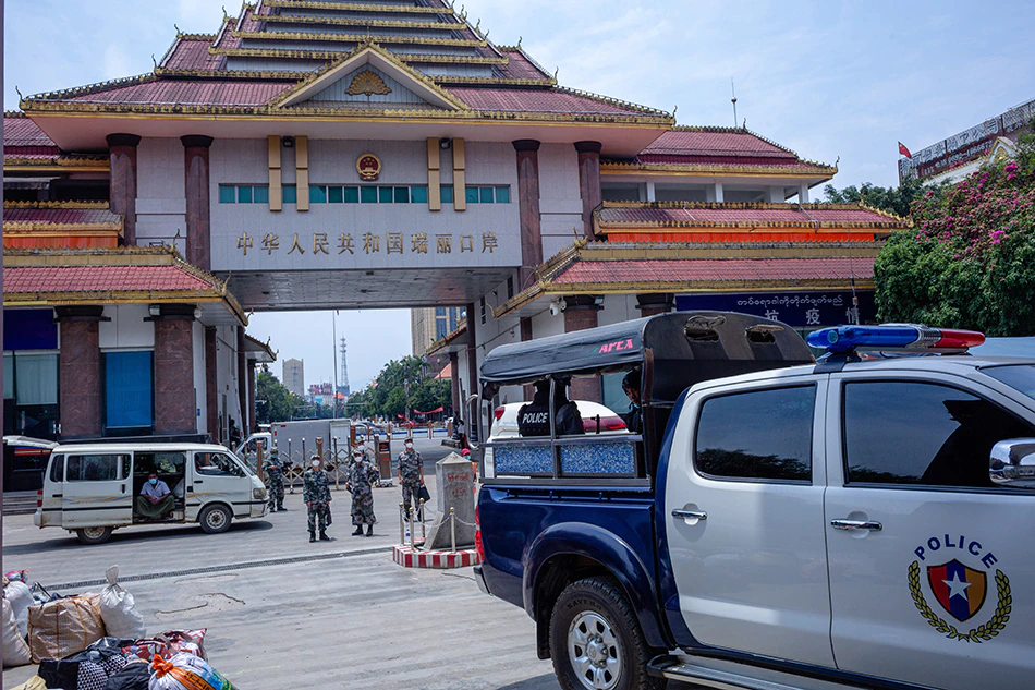 China asks citizens to leave Myanmar border district for security reasons