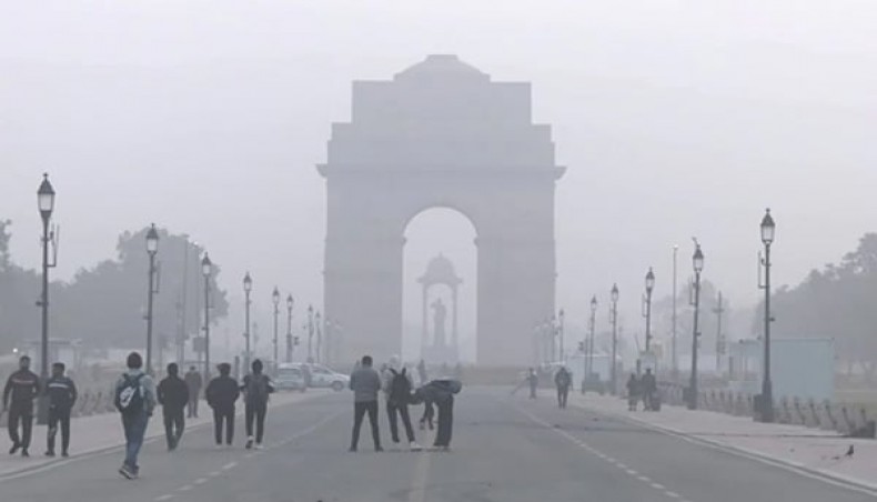 Red-alert issued as Delhi experiences lowest winter temperature