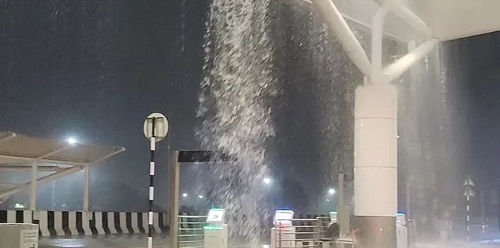 11 dead in Indian capital after heavy rain, flight operations stutter